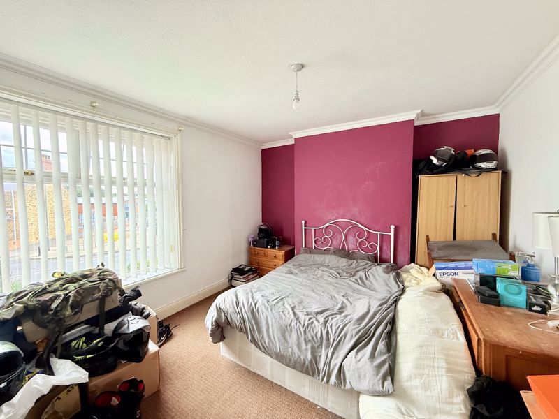 Bedroom- click for photo gallery